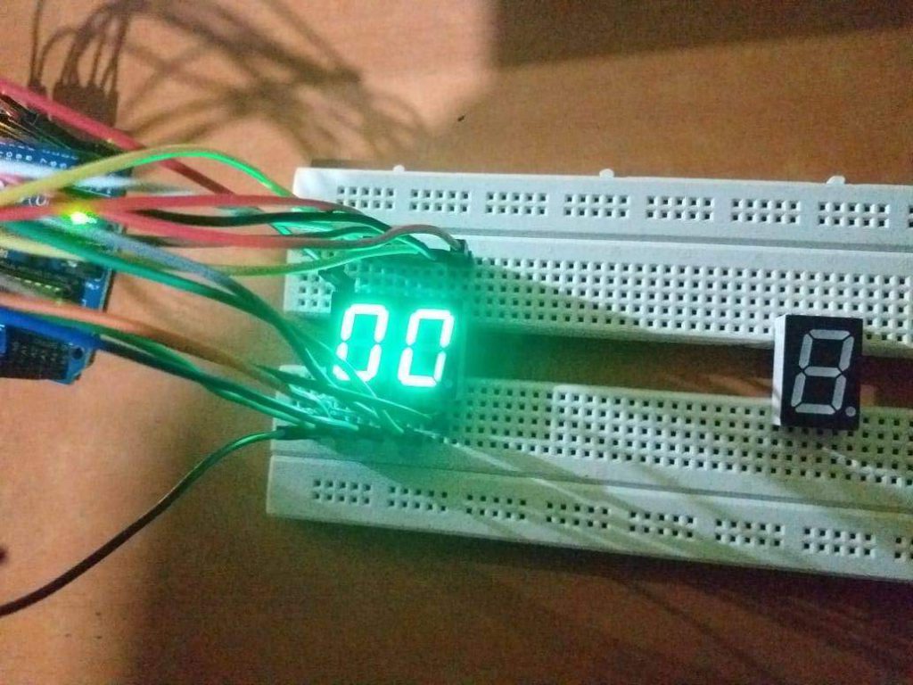 2 seven segment display arduino